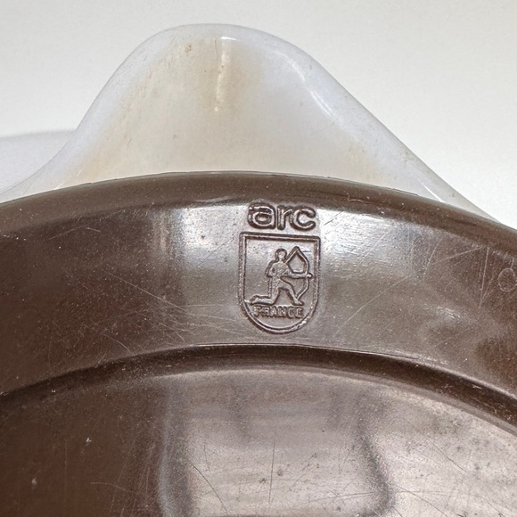 Arc milk glass coffee carafe - vintage - France - 48 fl oz - Picture 3 of 7